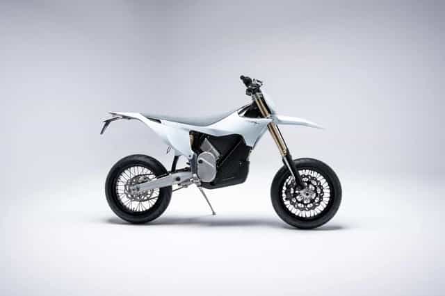 Stark Varg SM 80hp